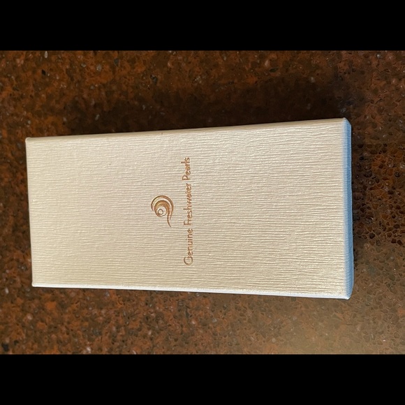 Sterling Silver Genuine Fresh Water Pearl Button Shape Earrings Five Pairs NWB - Picture 7 of 9